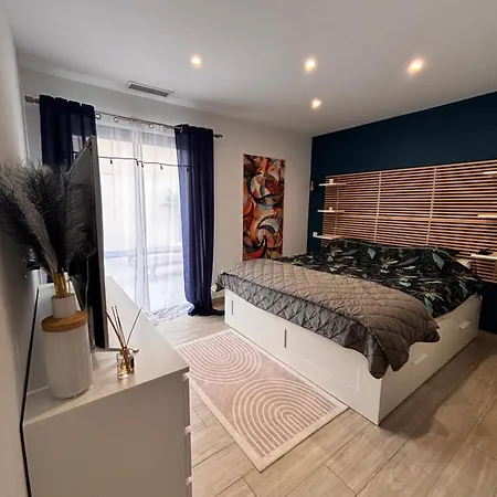 Tropical Chic - Private Pool & Billards Sérignan