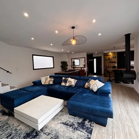 Tropical Chic - Private Pool & Billards Villa *