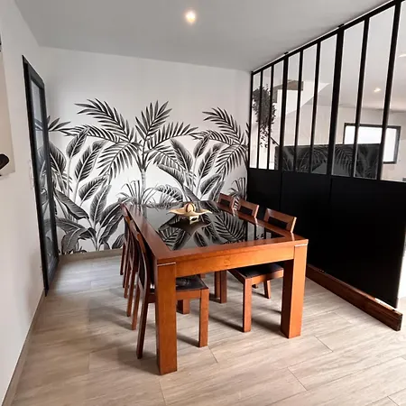 Tropical Chic - Private Pool & Billards *