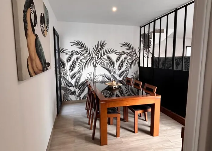 Tropical Chic - Private Pool & Billards *